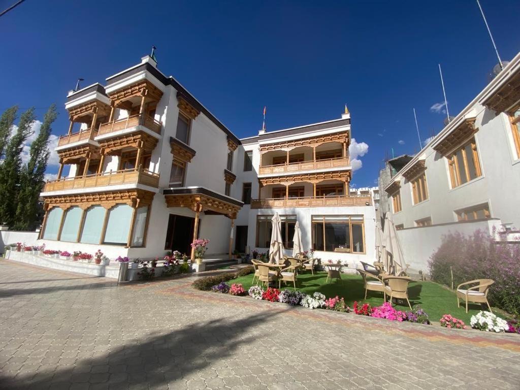 Lha-Zes Hotel Leh Ngoại thất bức ảnh